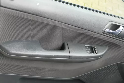 1x Fabia 6Y Kombi Türverkleidung Verkleidung Tür vorne links schwarz anthrazit (184746)