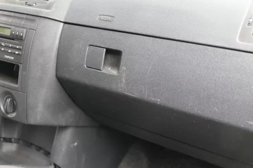 Skoda Fabia 6Y Deckel Klappe für Handschuhfach Handschuhfachdeckel  - Kratzer (184752)