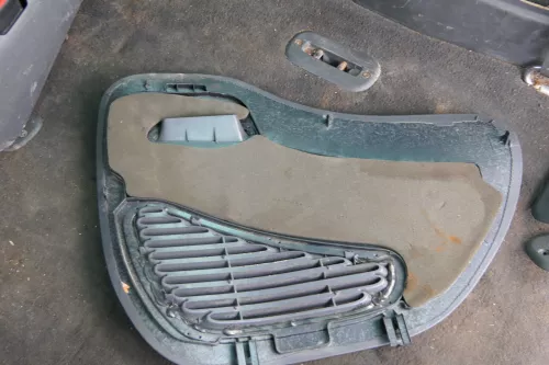 VW Sharan 7M Abdeckung Kofferraum Fach Box Ablagefach rechts hinten +Verkleidung (184779)