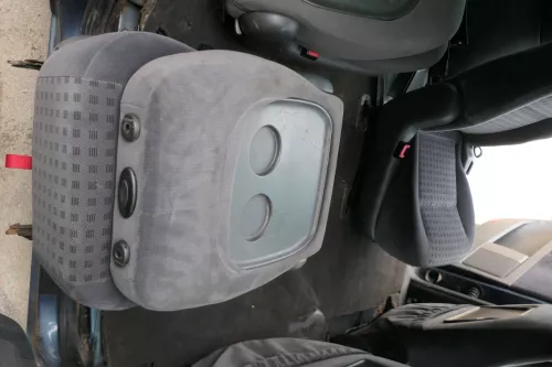 VW Sharan 7M Ford Galaxy 1x Sitz hinten rechts Rücksitz Sitz Kindersitz Kind (184786)