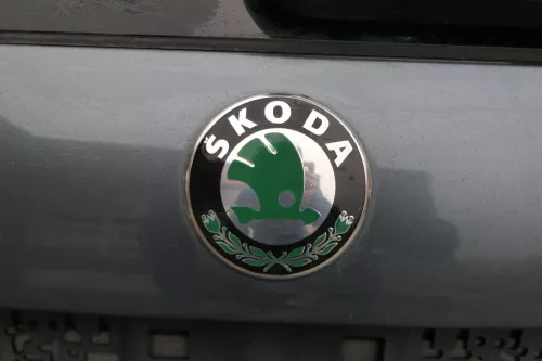 Skoda Fabia 6Y Combi Kombi Heckklappe Kofferraumklappe Klappe grau LF7V (184803)