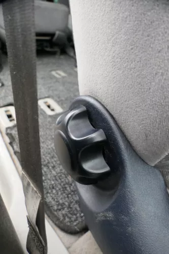 Sharan 7M Sitz vorne rechts Beifahrersitz auch Camper Bulli Armlehne Tisch Dreh (184825)