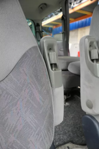 Sharan 7M Sitz vorne rechts Beifahrersitz auch Camper Bulli Armlehne Tisch Dreh (184825)