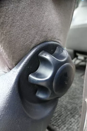 Sharan 7M Sitz vorne links Fahrersitz auch Camper Bulli Armlehne Tisch Drehbar (184826)