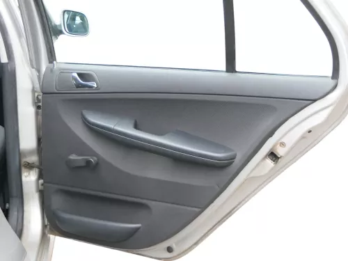 1x Fabia 6Y Kombi Türverkleidung Verkleidung Tür hinten rechts schwarz anthrazit