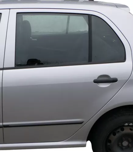 Skoda Fabia 6Y Limousine Schrägheck Tür hinten links grau silber LF7T