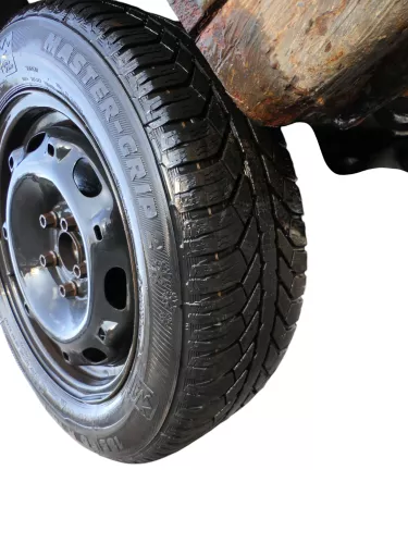 4x Polo 6R 9N Ibiza Felgen 185/60 R14 Winterreifen M+S 6jx15 ET38 Reifen 5-6,5mm (184890)