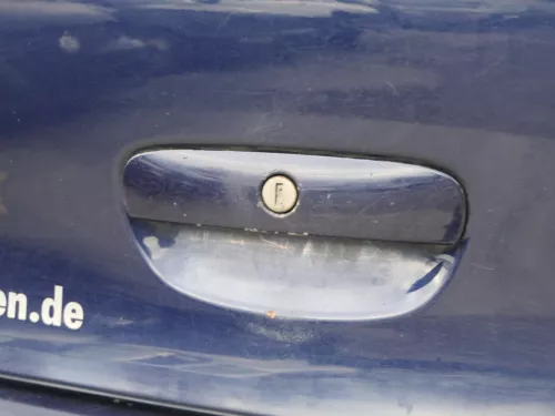 VW Polo 9N3 9N Heckklappe Kofferraumklappe Klappe blau LB5N ohne Anbauteile (184894)