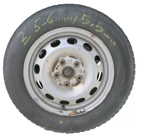 2x VW Sharan 7M Alhambra Winterreifen Reifen Felgen 195/65R R15 95H   5-6mm (184962)