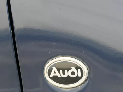 Audi A4 B5 (bis caMitte1999 Bild vergle) Kotflügel vorne rechts blau LZ5T (185054)