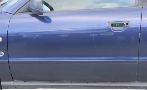 A4 B5 Tür nur Türblatt vorne links Fahrertür blau LZ5T Kombi od Limo