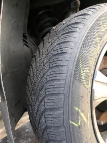 VW Golf A3 Alufelgen Winterreifen Reifen 195/65 R15 91T KBA 49163 # 5-8mm ML536L (185074)