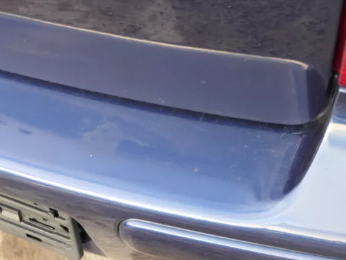 VW Golf 4 Limousine Stoßstange hinten Heckstoßstange Stoßfänger blau LB5N (185085)