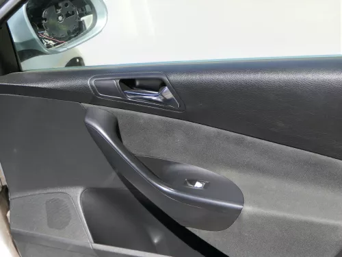 1x VW Passat 3C Variant Türverkleidung Verkleidung Tür vorne rechts schwarz (185102)