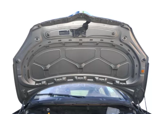 Skoda Fabia 5J Roomster Motorhaube Haube Klappe vorne braun LF8H + Logo (185109)