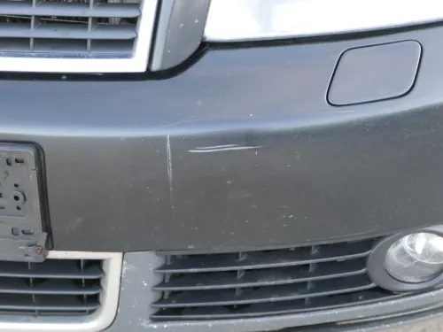 Audi A4 8E B6 Kombi Avant Stoßstange vorne mit Spoiler schwarz LY9B - SWR (185133)