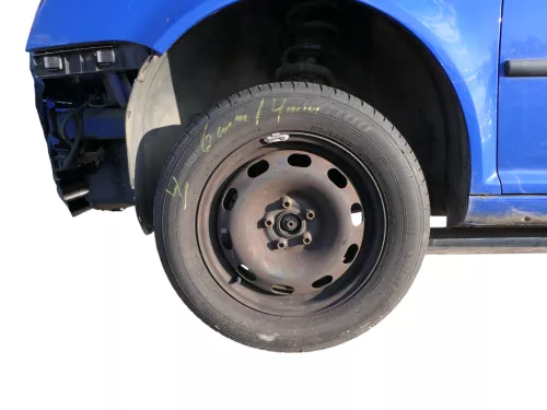 4x VW Golf 4 Bora 195/65 R15 91V Sommerreifen 6jx15H2 ET38 ca. 4-6,5mm Reifen (185174)