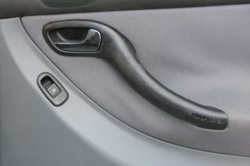 1x Leon 1M Toledo Türverkleidung Verkleidung Tür hinten rechts grau Griff (185191)