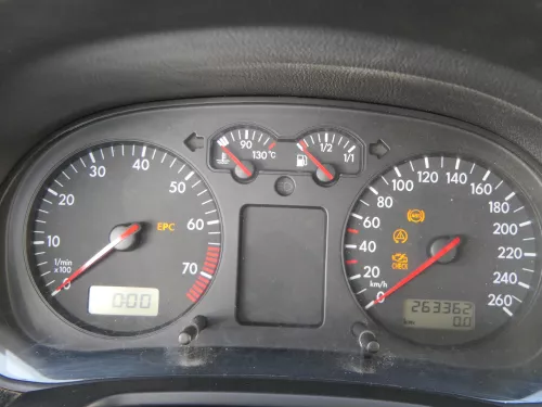 VW Golf 4 Tacho Tachometer Kombiinstrument 263.000km 1J0920805B 1,6-2,8