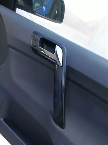 1x VW Polo 9N Türverkleidung Verkleidung Tür vorne rechts 2/3-Türer Griff Öffner (185252)