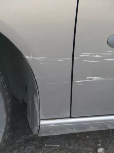 Seat Ibiza 6L Kotflügel vorne links bis 2010 grau LS7U (185259)