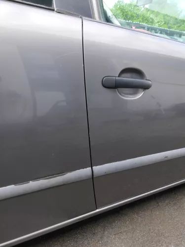 Seat Ibiza 6L Tür Beifahrertür 2/3-Türer vorne rechts grau LS7U ohne Anbauteile (185263)