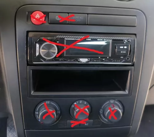 Ibiza 6L Mittelkonsole Verkleidung um Radio Blende Armaturenbrett  schwarz