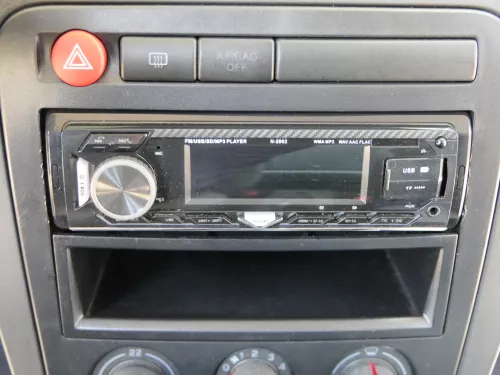 Golf 4 Bora T5 T4 Radio CD Player USB MP3 WMA MP3 AUX SD N-2002