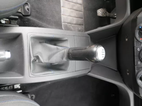 VW Polo 9N 9N3 Schaltknauf Schaltsack Schaltung 6Q1711113G Leder schwarz blaue (185292)