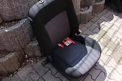 VW Passat 3B Sitz Beifahrersitz vorne rechts schwarz mit Sitzheizung + (261483552613)