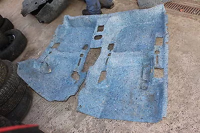 VW Golf 5 + 6 Dämmung unter Teppich Innenraumteppich Innen vorne 1K0863919M