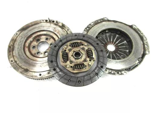 VW Polo 6N2 Lupo Schwungscheibe Schwungrad Druckplatte Kupplung 1,4 44kw AUD AKK