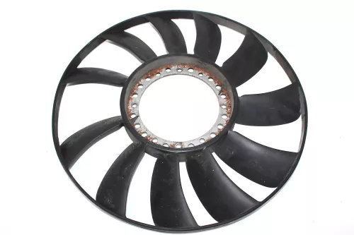 VW Passat 3B 3BG A4 Viscolüfter Viscorad Rad Lüfterrad 058121301B Kühlerlüfter