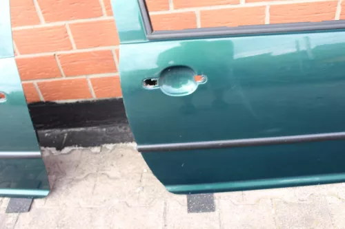 VW Golf 4 Tür vorne rechts Beifahrertür 2/3-Türer grün LC6M (9999109)