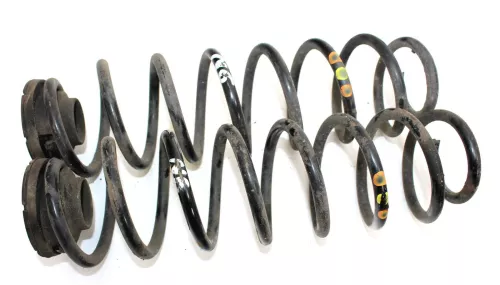 Polo 9N Feder hinten Federn (2x orange 1x gelb) 1,2 40kw AWY BMD 54PS 47kw 1,4