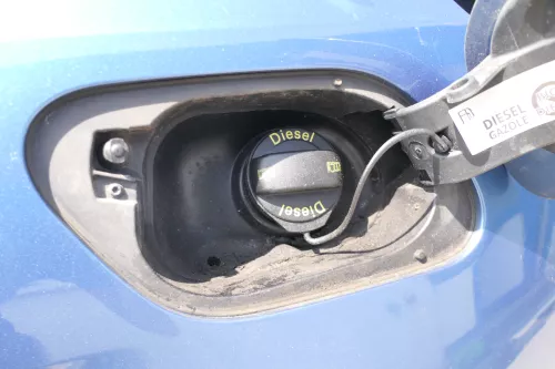 VW Golf 7 5G Variant Kombi Tankdeckel Deckel Tank Tankverschluß blau LH5X (185462)