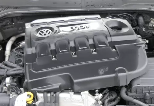 VW Golf 7 5G Motorabdeckung Abdeckung Motor Blende 2.0 TDI 04L103925Q CRLB