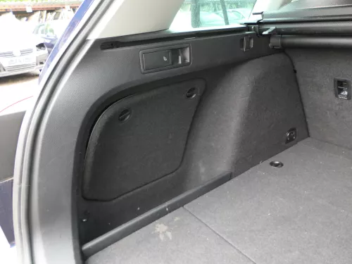 Golf 7 5G Kombi Variant Abdeckung Verkleidung Kofferraum hinten linke Seite (169175)