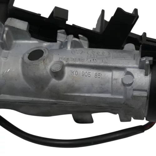 VW Golf 7 5G Schloßsystem 1x Türschloß mit 1x Schlüssel Schloß Zündschloß (185713)