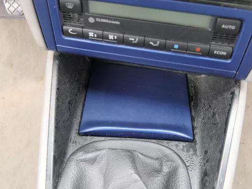 Golf 4 Bora Mittelkonsole Verkleidung um Radio 1j1858069G Dekor blau Generation (185741)