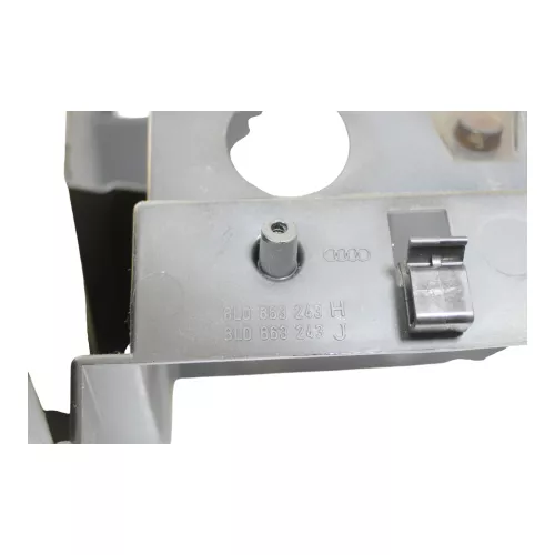 Audi A3 8L Mittelkonsole Verkleidung um Radio Blende 8L0863263 (179913)