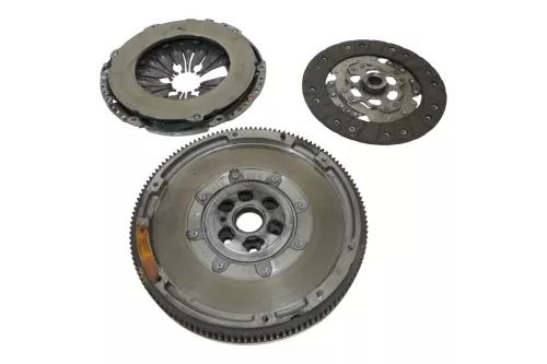 VW Golf Passat Schwungrad Zweimassenschwungrad CBDC CAYC CAYB    25.000 km (181922)