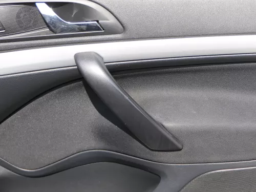 1x Octavia 1Z Türverkleidung Verkleidung Tür vorne rechts schwarz onyx (185781)