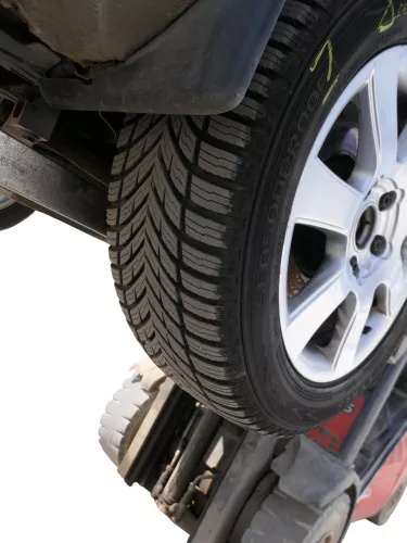 4x VW Golf 6 A3 8P 205/55 R16 91V Allwetterreifen M&S ca. 8mm - nur Reifen  (185821)