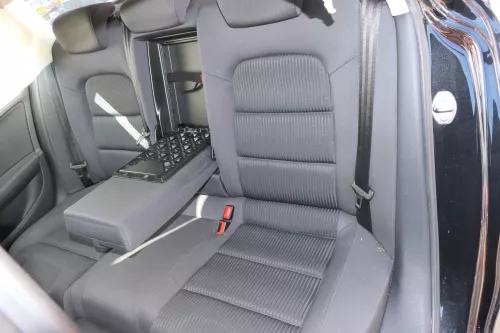 Audi A4 8K B8 Sitz Rückbank Rücksitzbank hinten 3-Punkt-Gurt schwarz soul