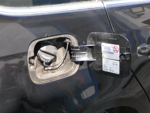 VW Golf 5 1K5 + Golf 6 Variant Kombi Tankdeckel Deckel Tank schwarz L041 (118981)