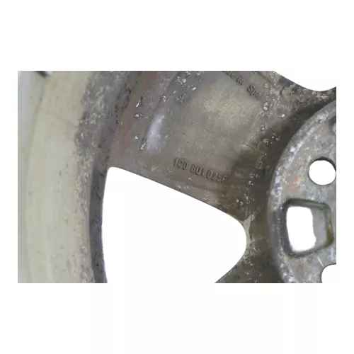 1x Golf 4 Alufelge Felge 6Jx15 H2 ET38 1C0601025F (149866)