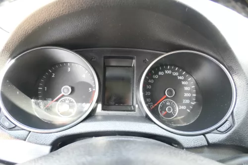 VW Golf 6 5K Tachometer Kombiinstrument 5K0920872A