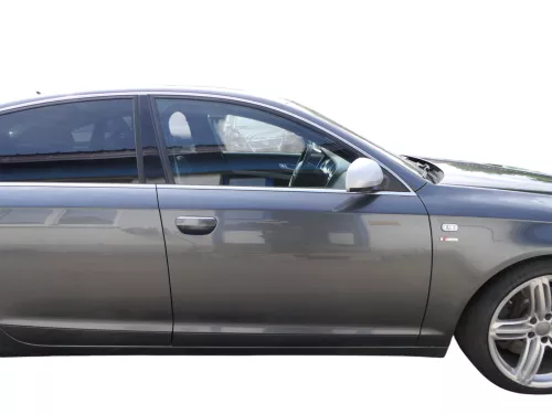 Audi A6 4F C6 Tür Türblatt vorne rechts Beifahrertür grau LZ7S - ohne Anbauteile
