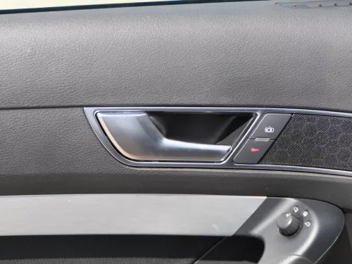 1x Audi A6 4F Türverkleidung Verkleidung Tür vorne links schwarz soul  S-line (185871)